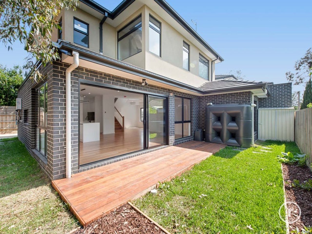 1 / 18 Timor Parade, Heidelberg West, view 6