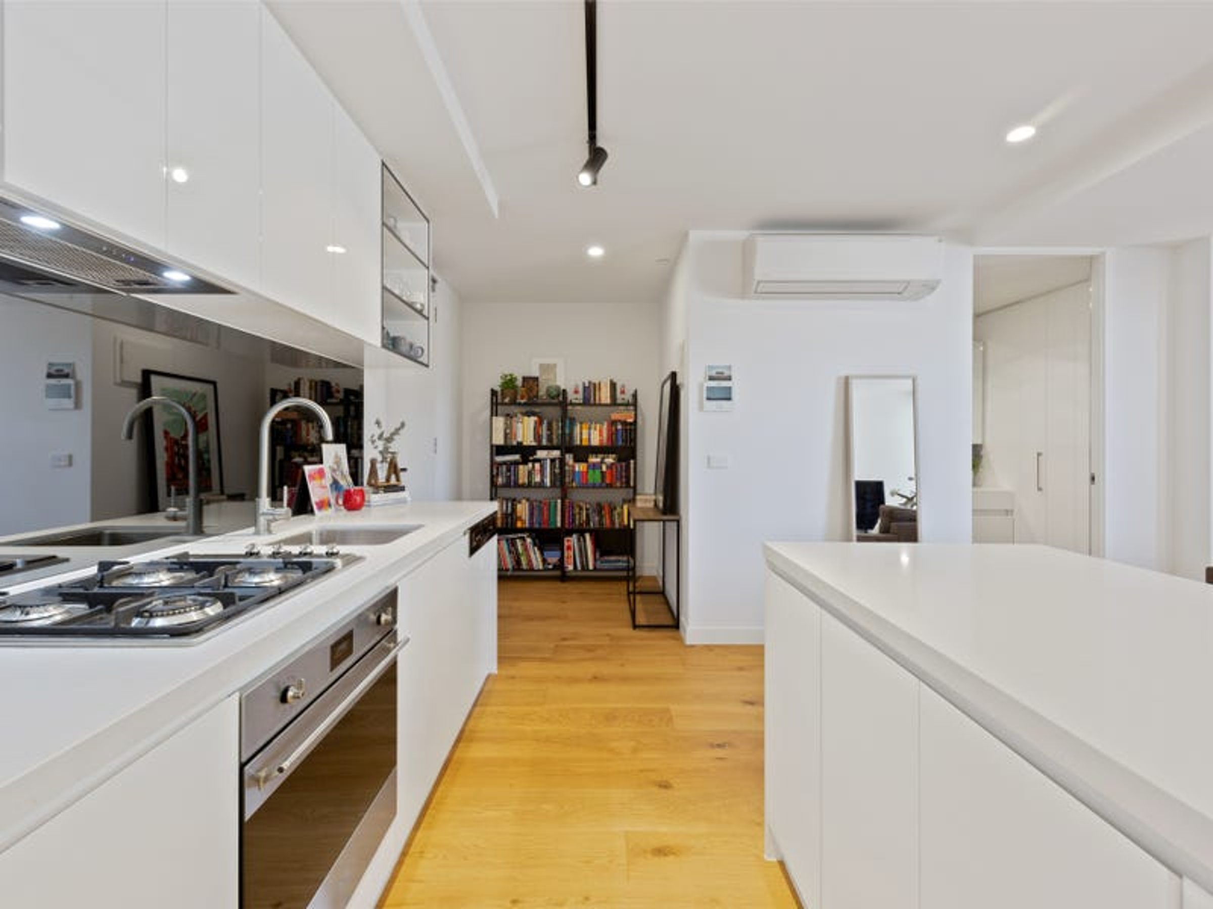 104 / 6-8 Gamble Street, Brunswick East, image 2 of 12