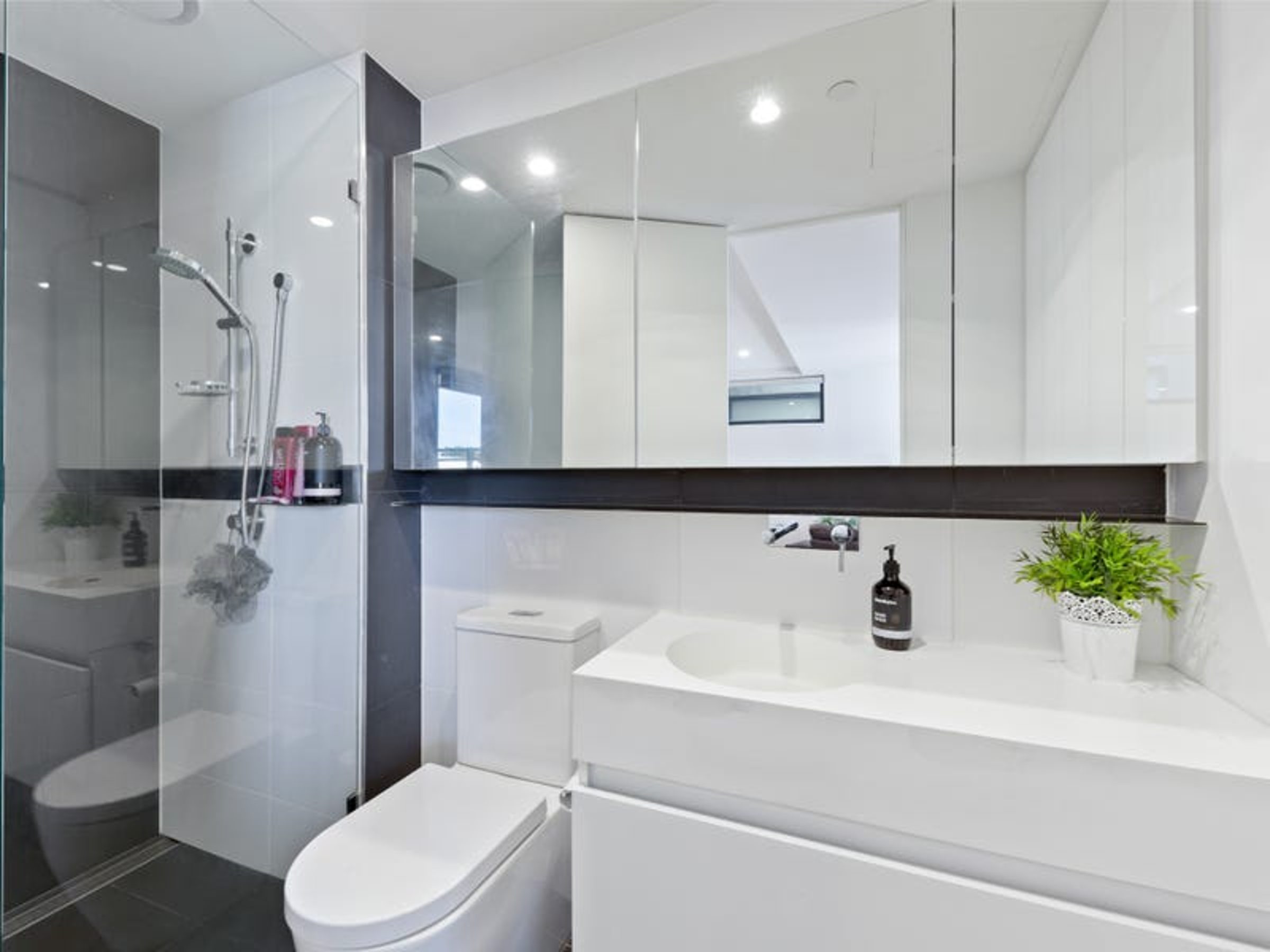 104 / 6-8 Gamble Street, Brunswick East, image 6 of 12