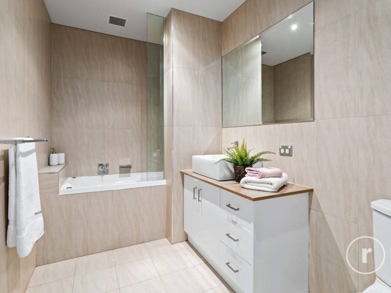 303 / 22 Wilson Street, South Yarra, view 11