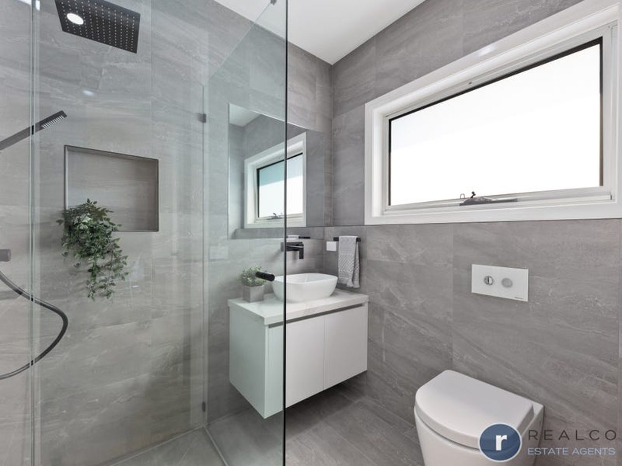 2 / 32 Surrey Street, Pascoe Vale, view 8