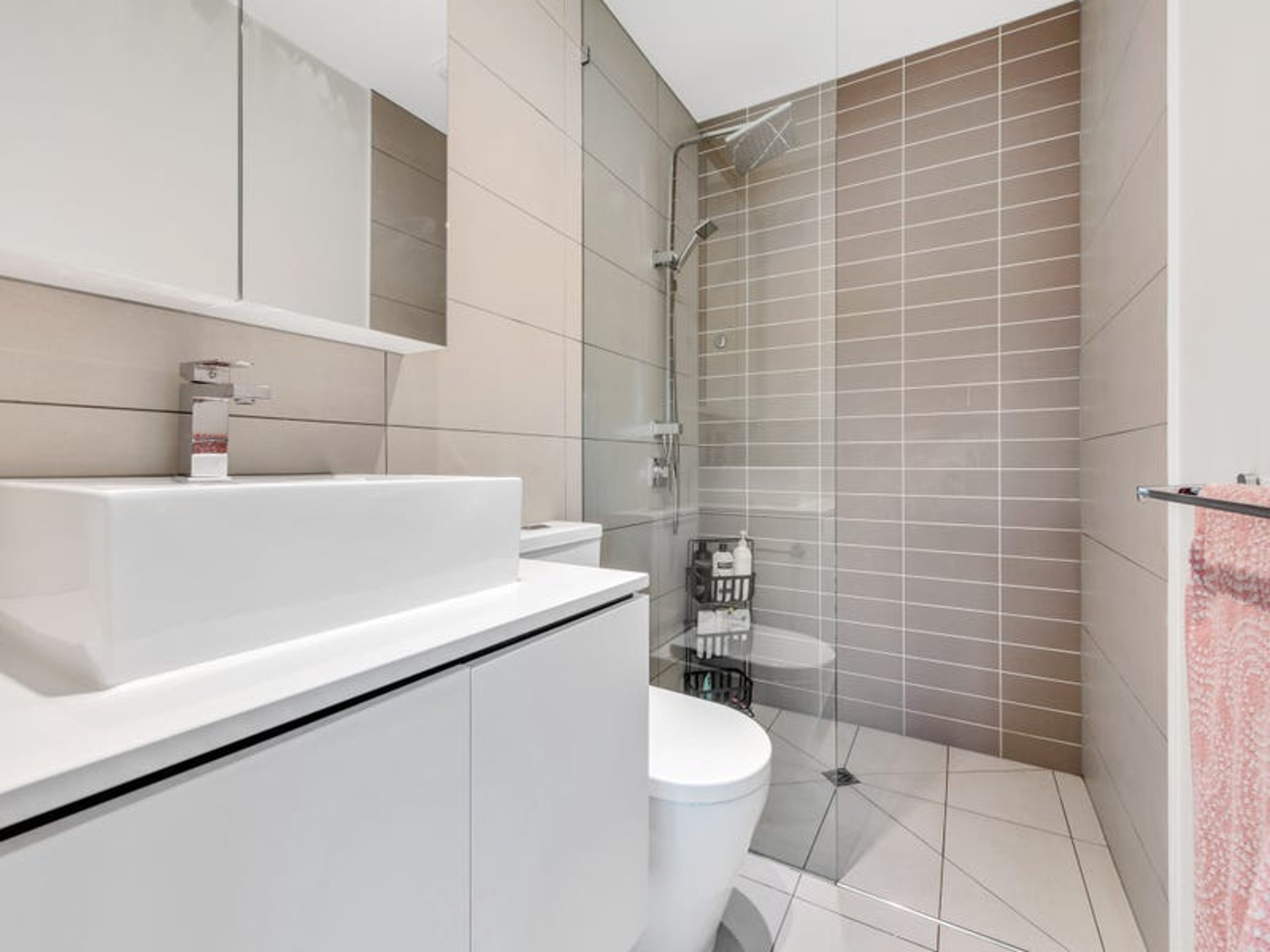16 / 222 Williamsons Road, Doncaster, image 10 of 11