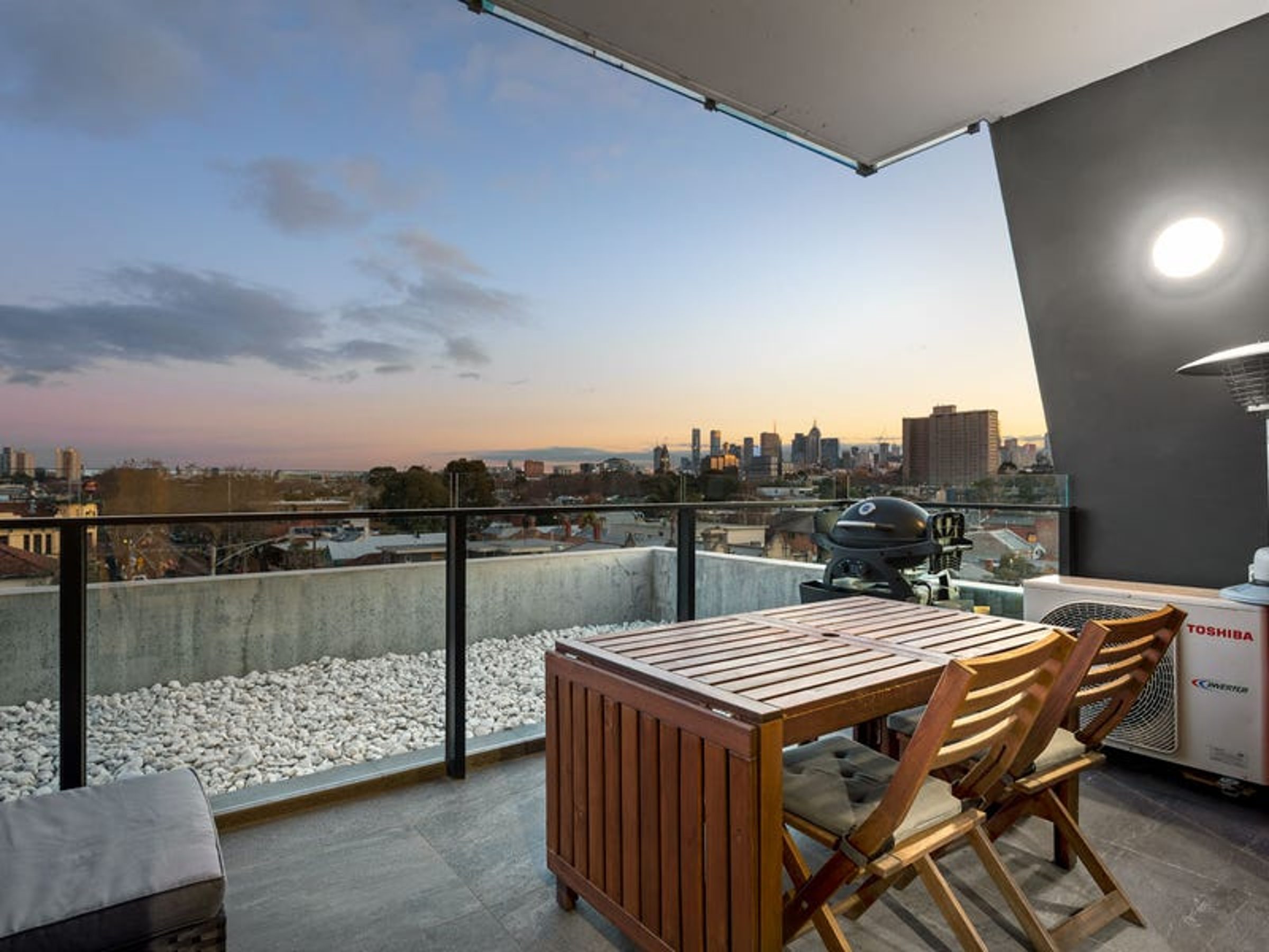 302 / 372 Johnston Street, Abbotsford, image 5 of 12