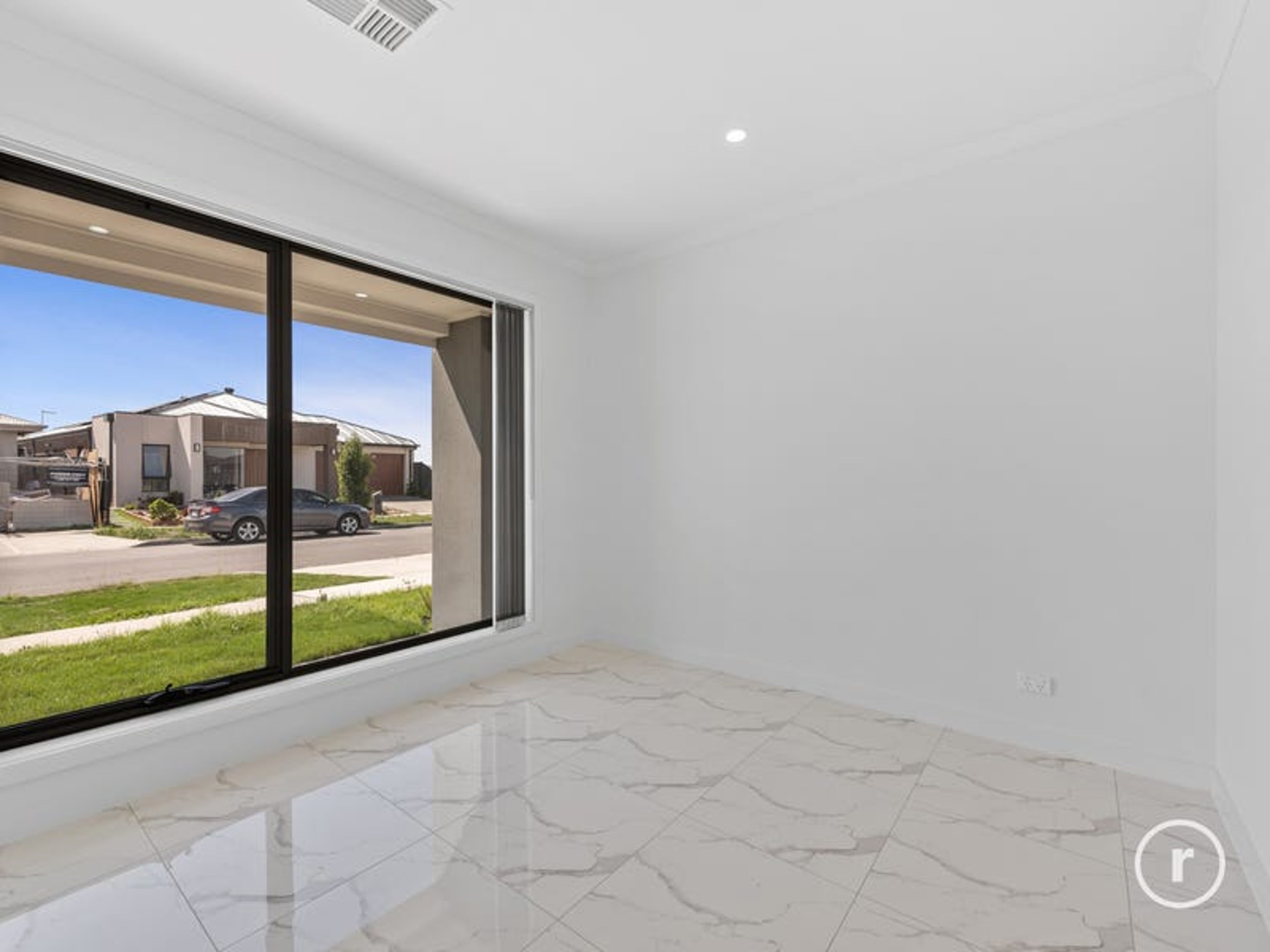 8 Mettle Road, Craigieburn, image 7 of 17