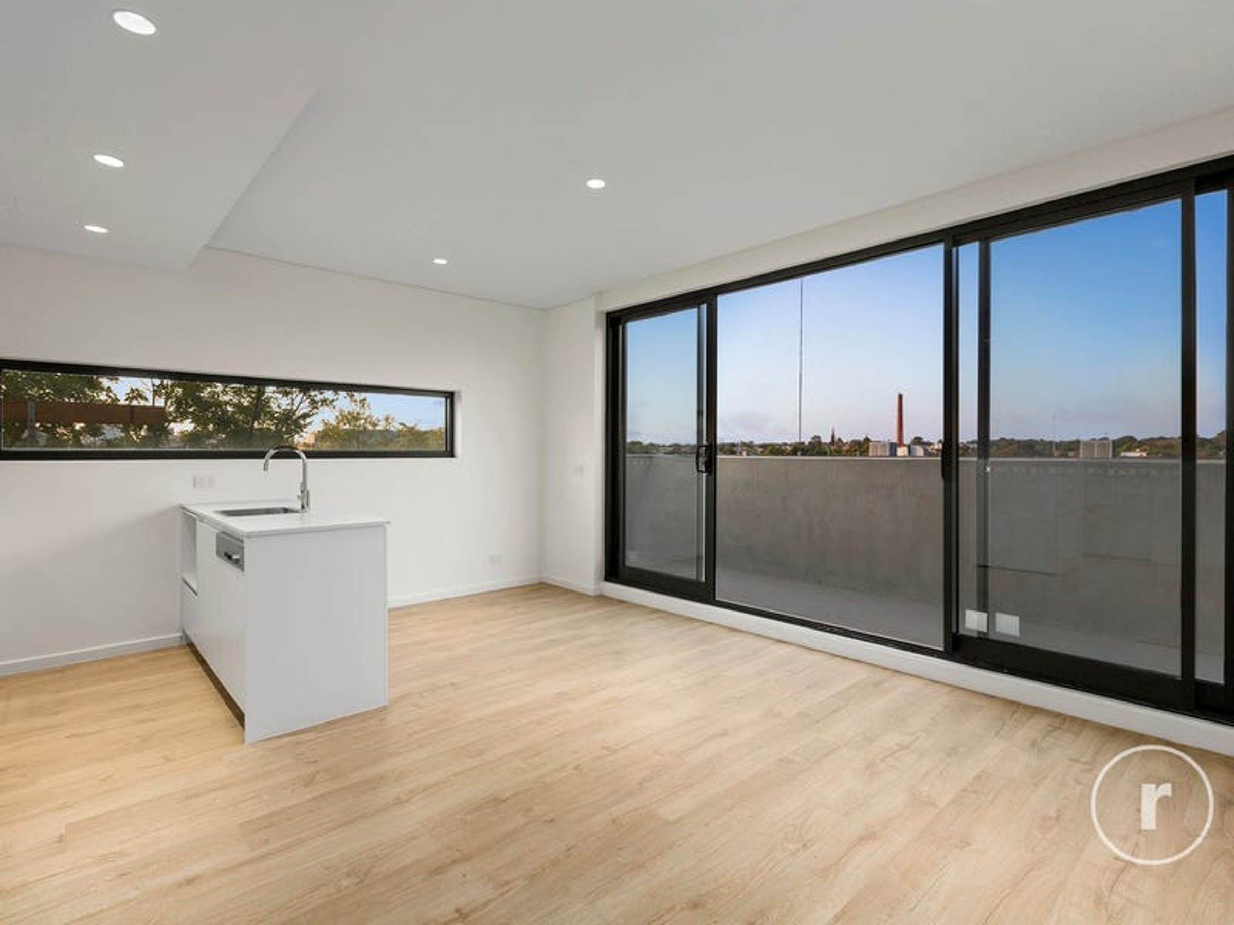 301 / 203 Johnston Street, Collingwood, image 3 of 11