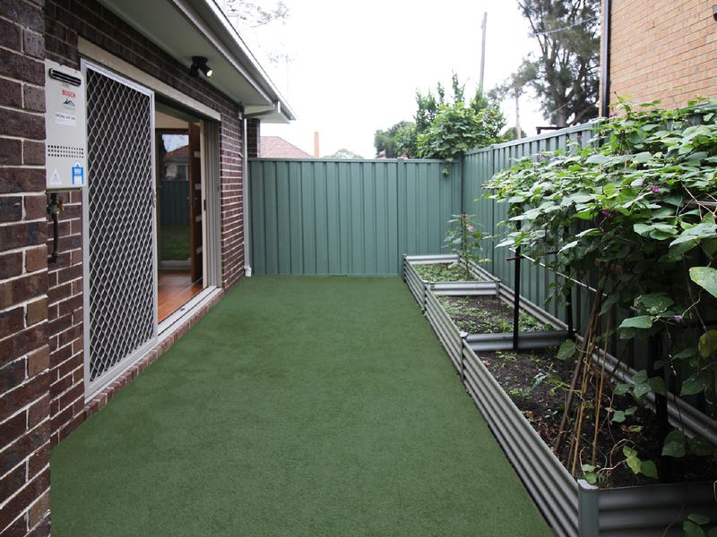 U1 / 60 William Street, Fawkner, image 3 of 13