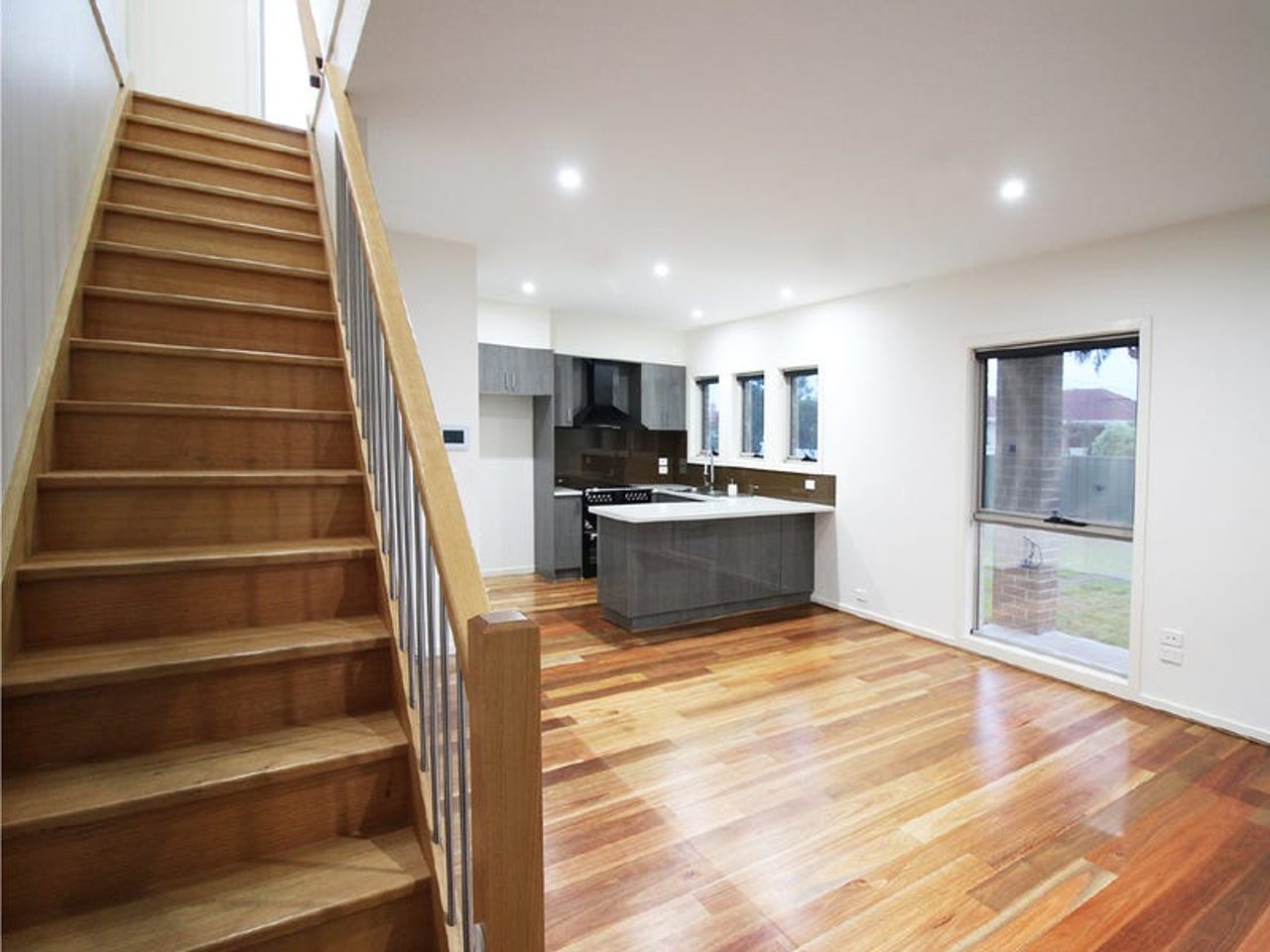 U1 / 60 William Street, Fawkner, view 13