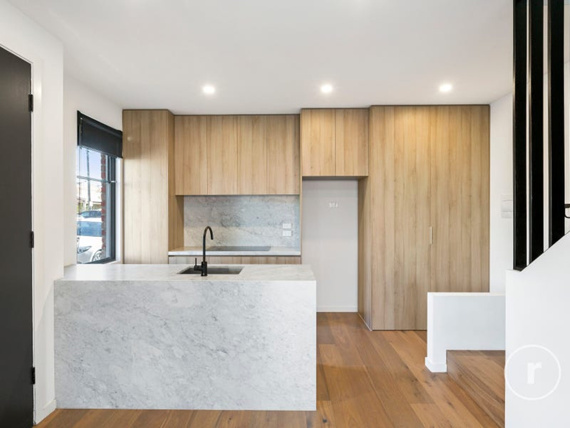 122 Noone Street, Clifton Hill, image 5 of 8