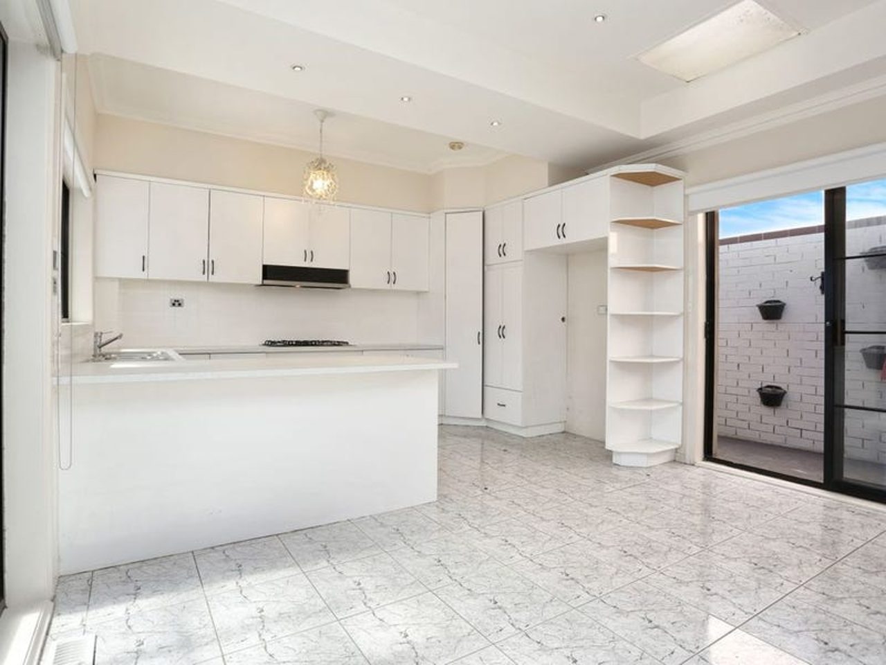 12 Williams Road, Coburg North, view 3
