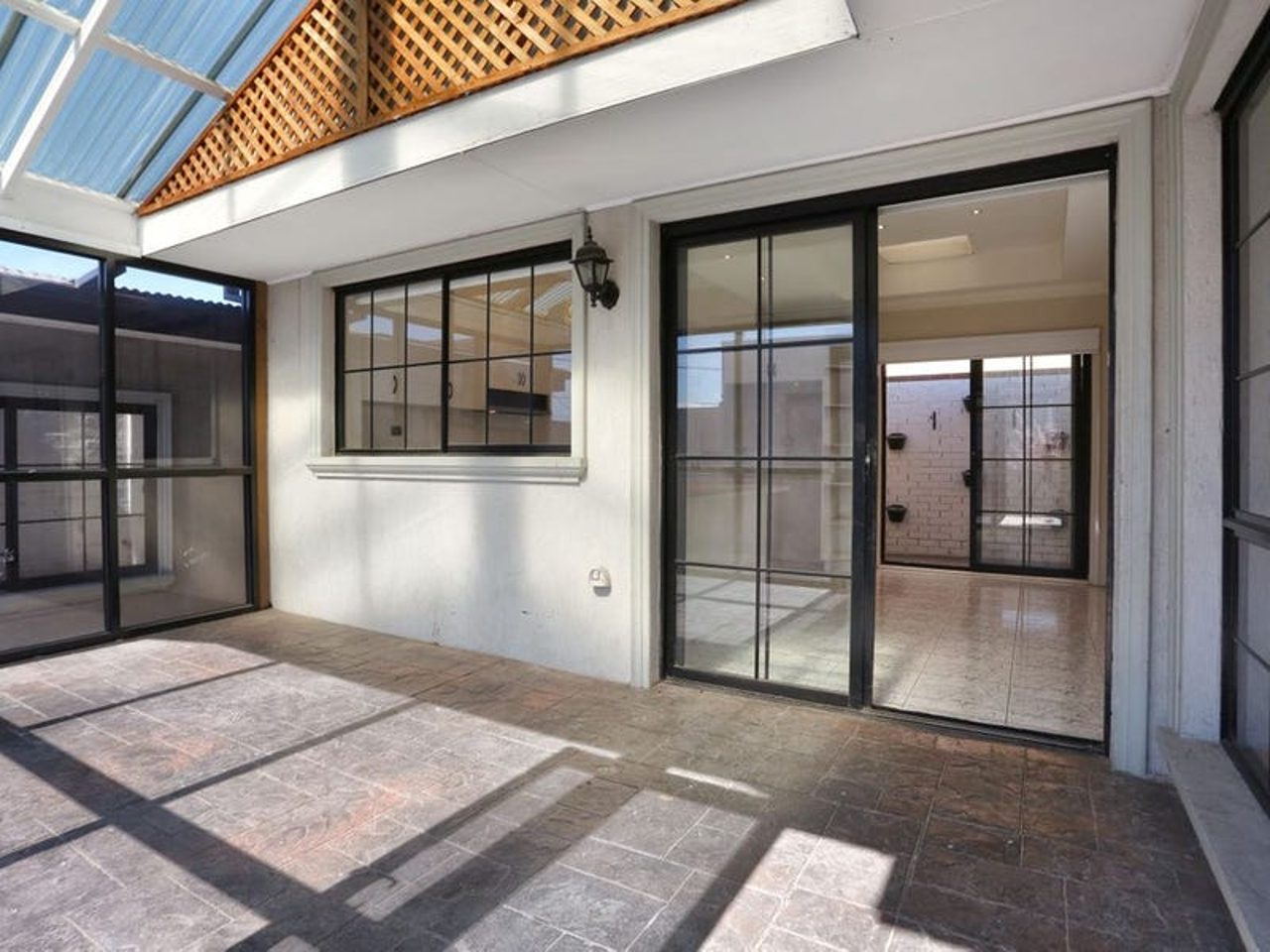 12 Williams Road, Coburg North, view 10