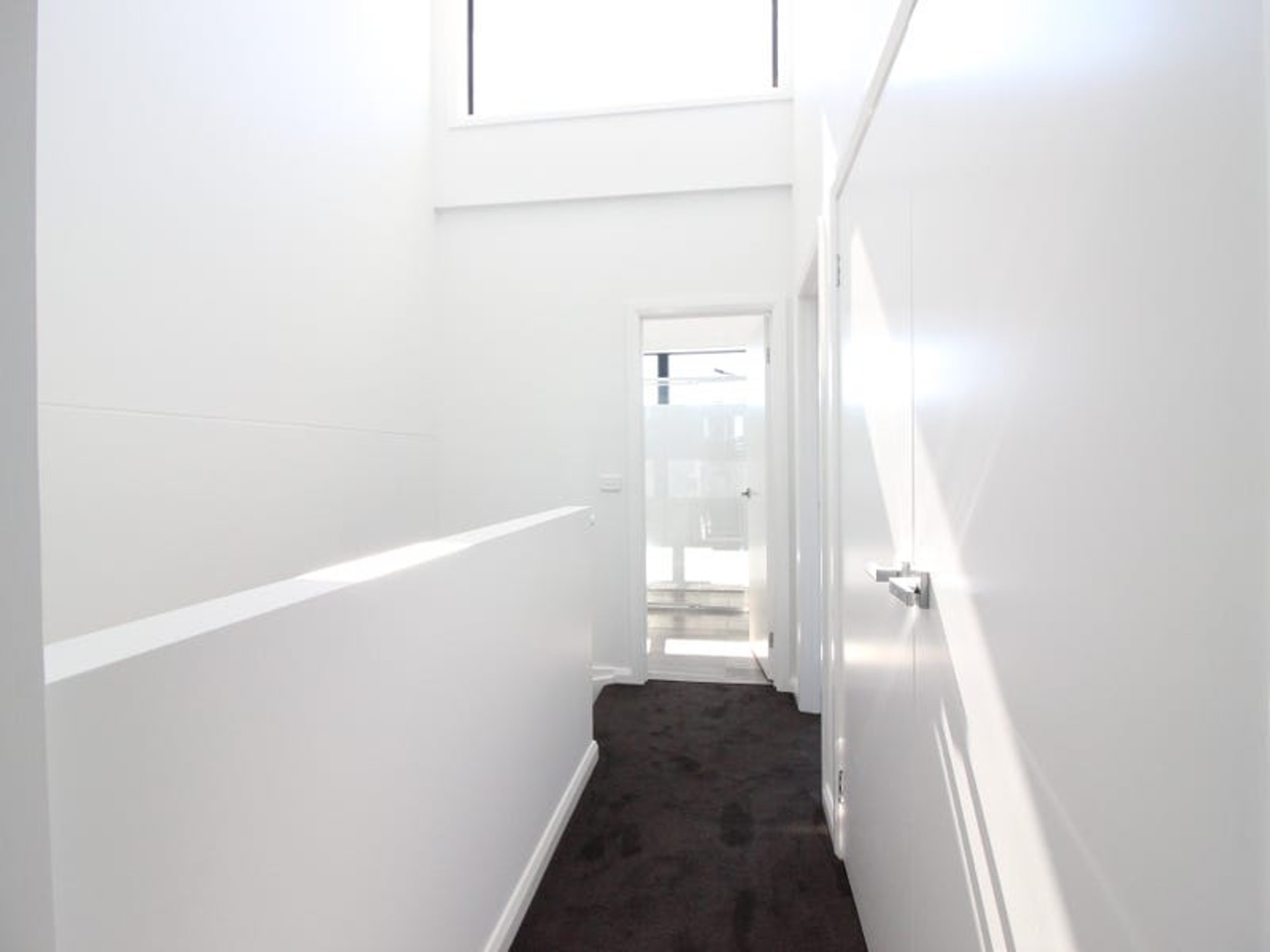 2 / 2 Ada Street, Doncaster, image 4 of 15