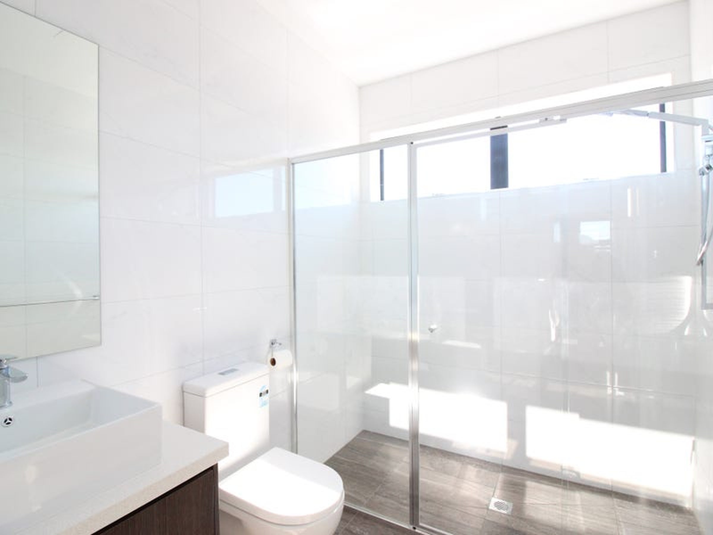 2 / 2 Ada Street, Doncaster, image 8 of 15