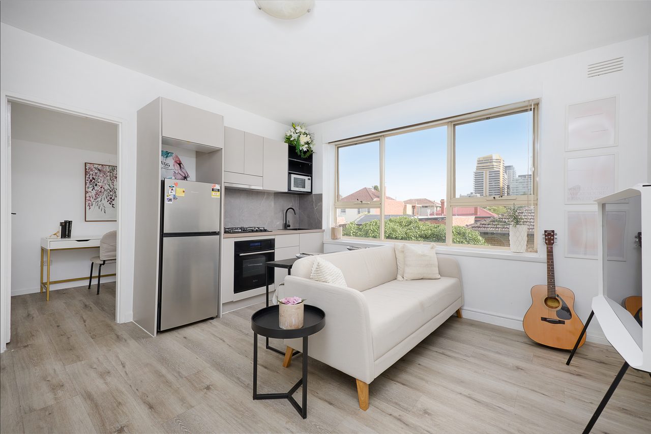 9 / 35 Fitzgerald Street, South Yarra