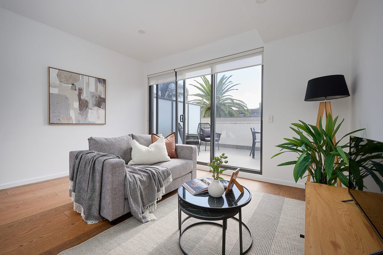 207 / 15 Small Street, Hampton