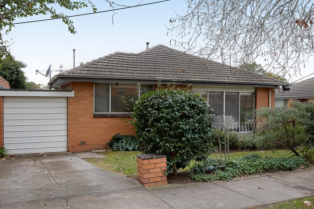 1 / 48 Locksley Road, Ivanhoe