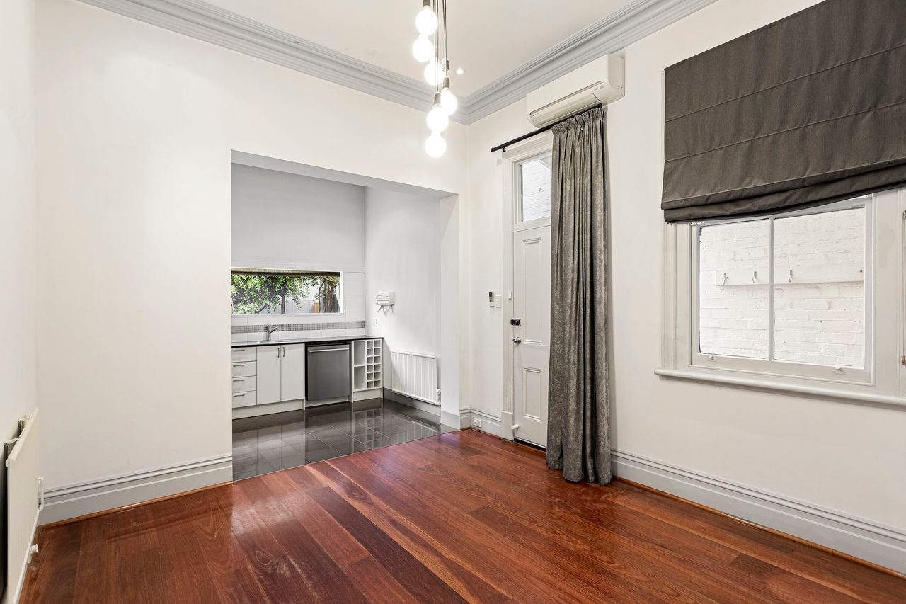 48 Palmerston Crescent, South Melbourne