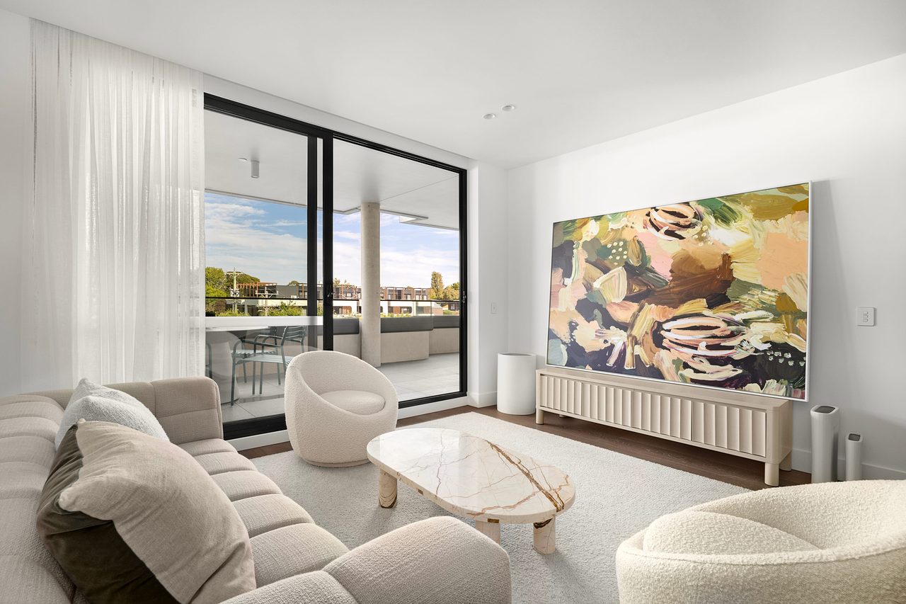 210 / 451 Hampton Street, Hampton